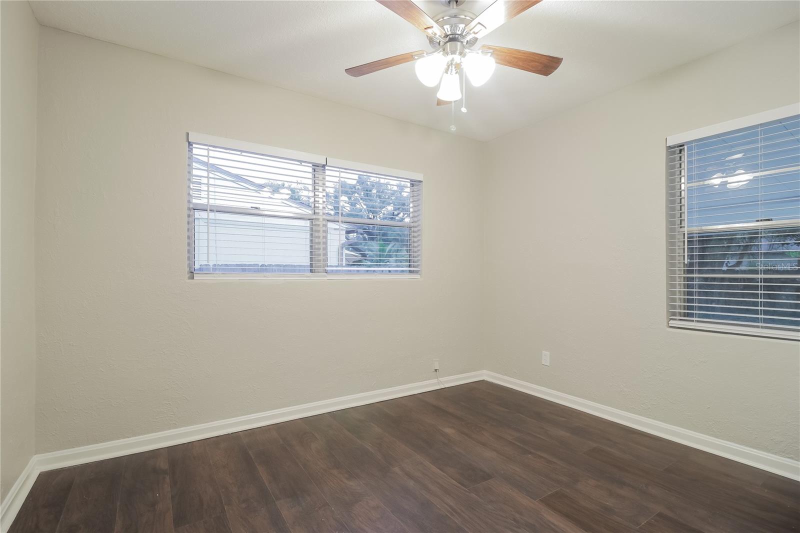 Image 8 of 16 For 1609 Pinewood Drive