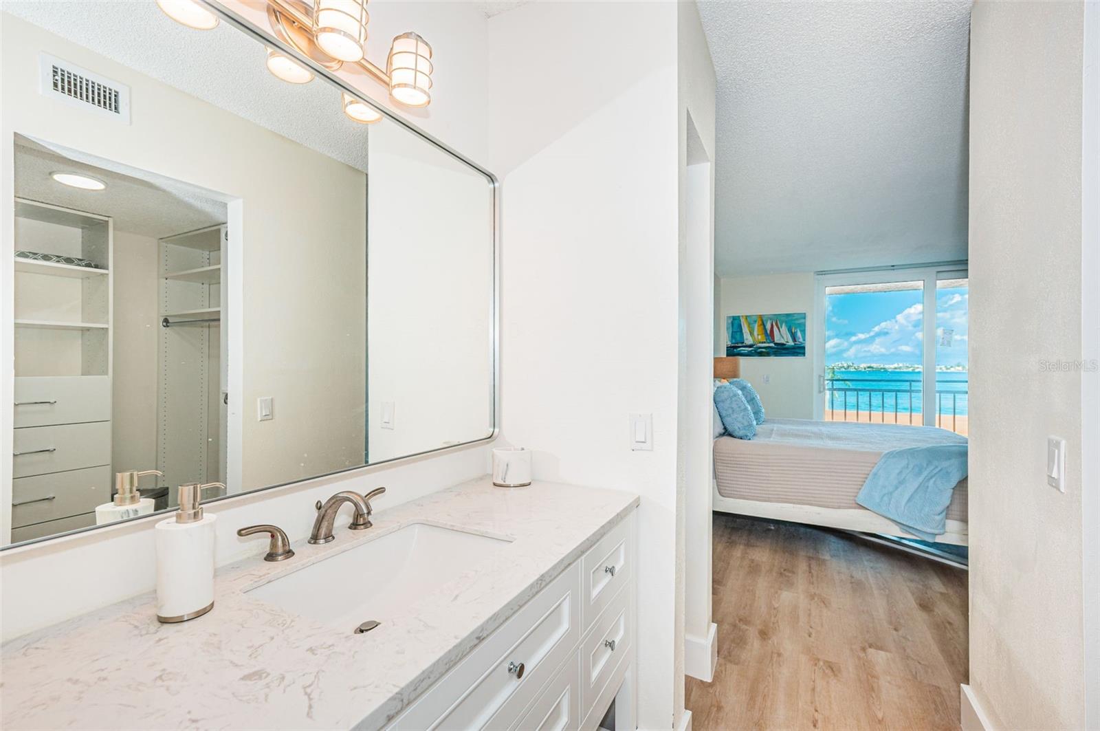 Image 26 of 50 For 6177 Sun Boulevard 307