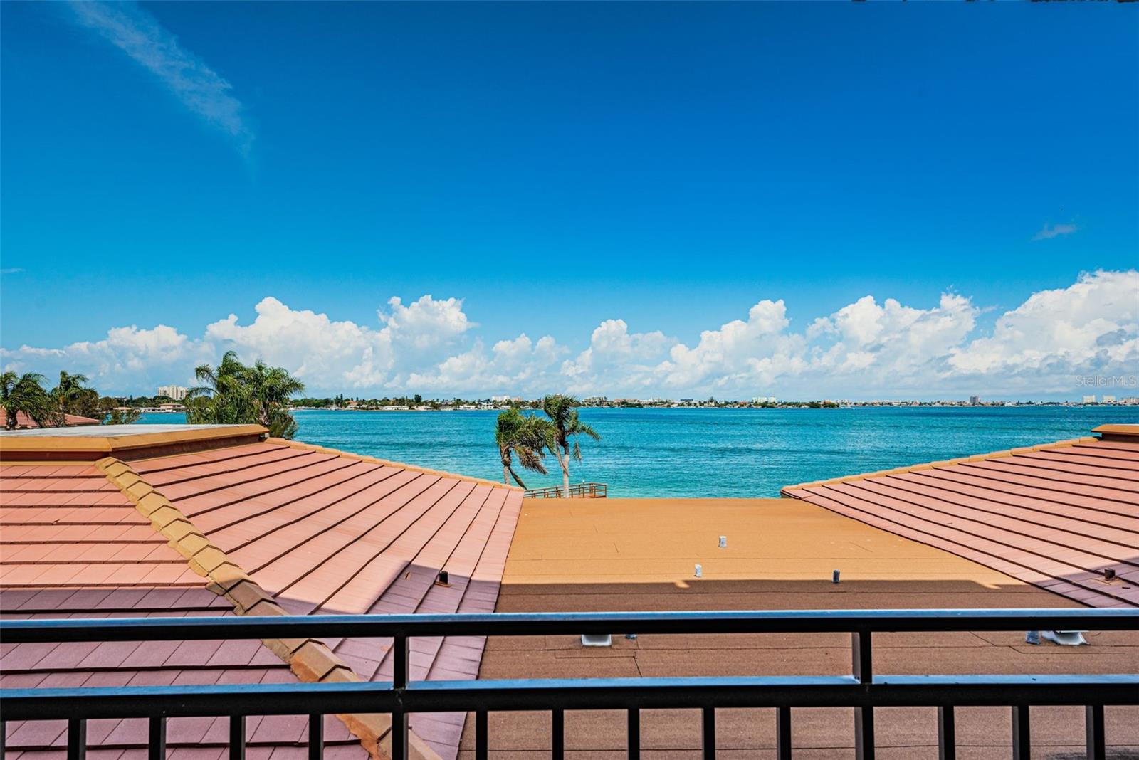 Image 30 of 50 For 6177 Sun Boulevard 307
