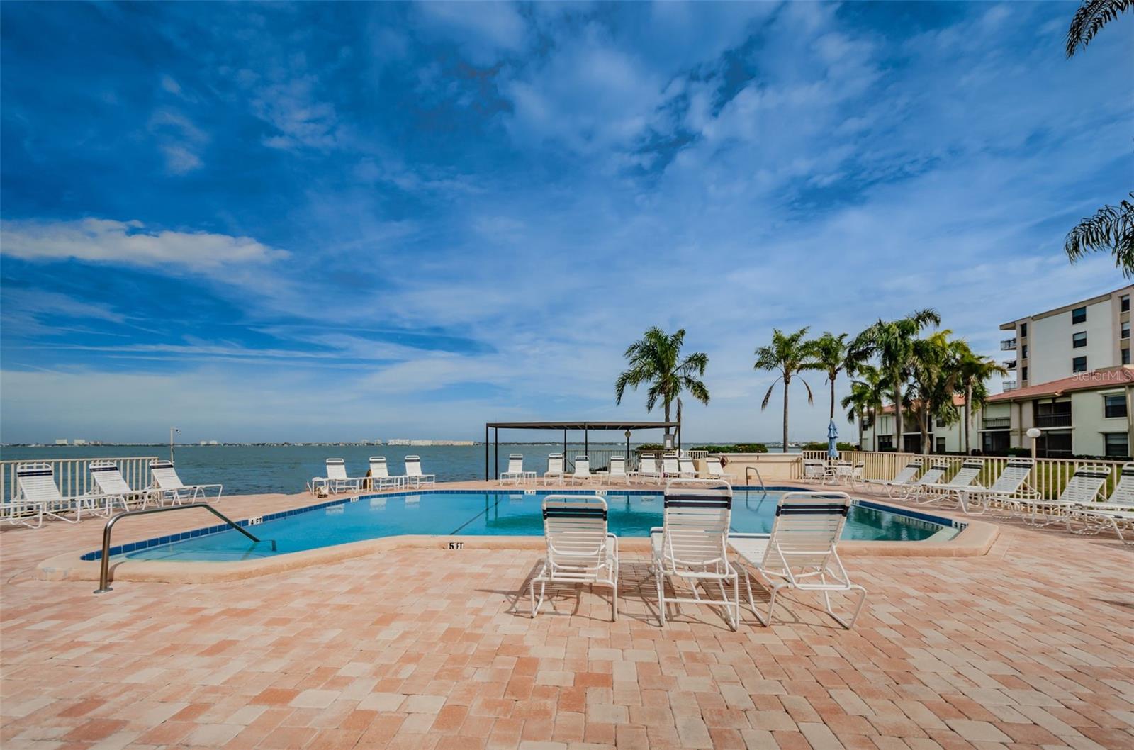 Image 38 of 50 For 6177 Sun Boulevard 307