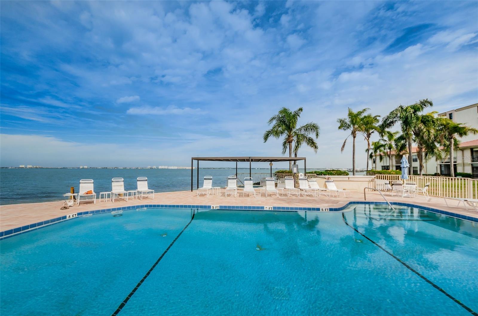 Image 39 of 50 For 6177 Sun Boulevard 307