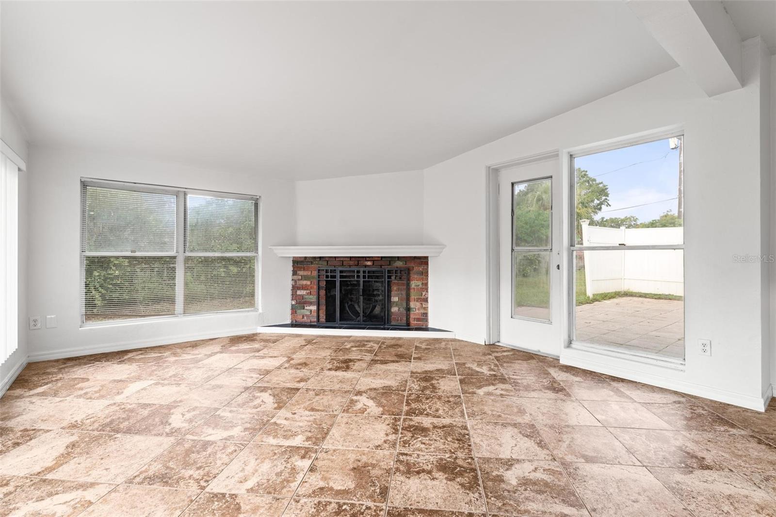 Image 14 of 48 For 8216 Hilton Way