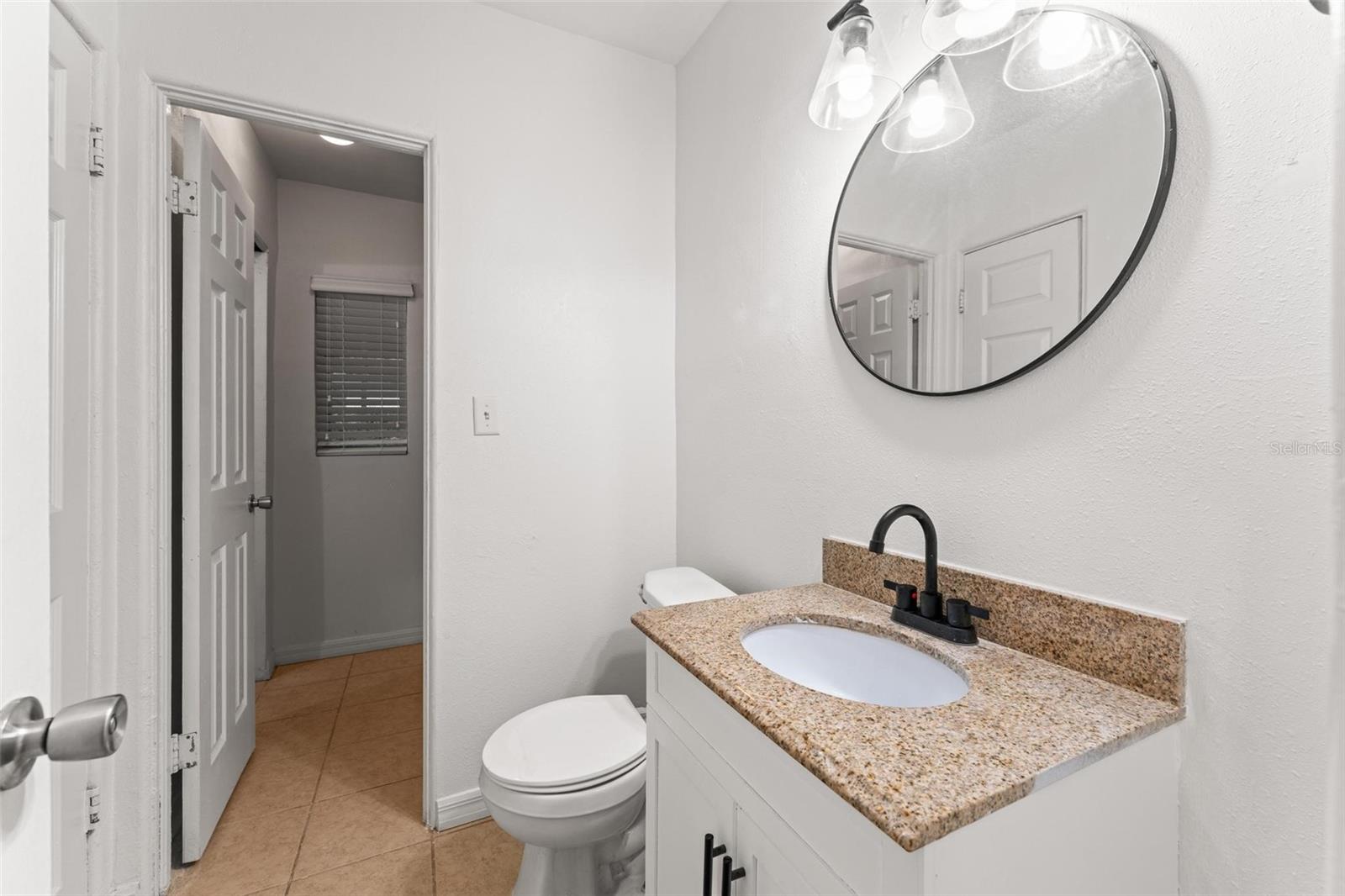 Image 22 of 48 For 8216 Hilton Way