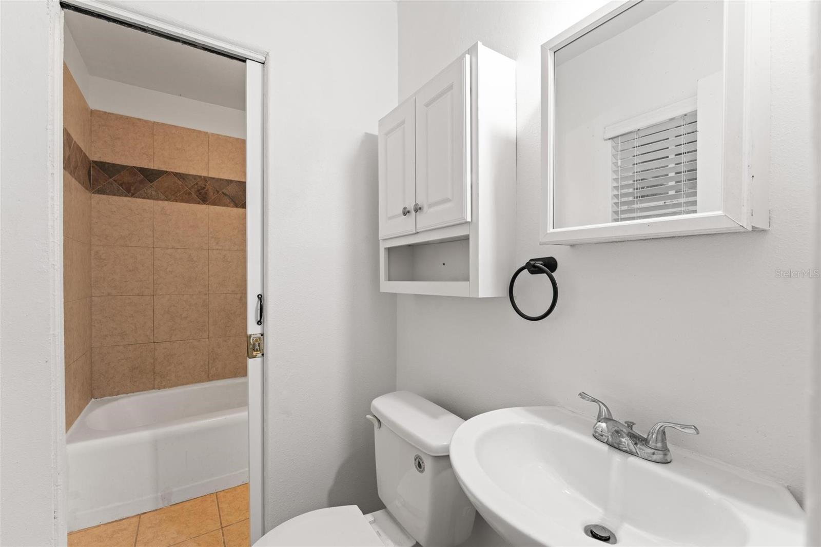Image 26 of 48 For 8216 Hilton Way