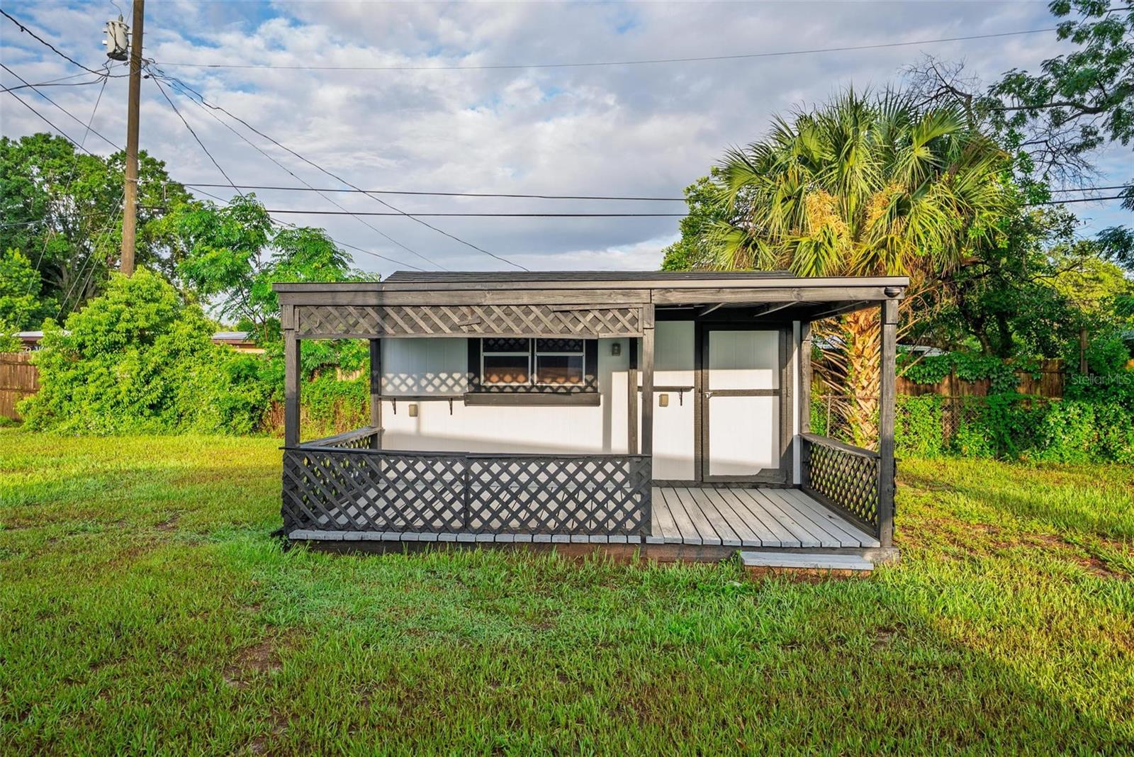 Image 34 of 48 For 8216 Hilton Way
