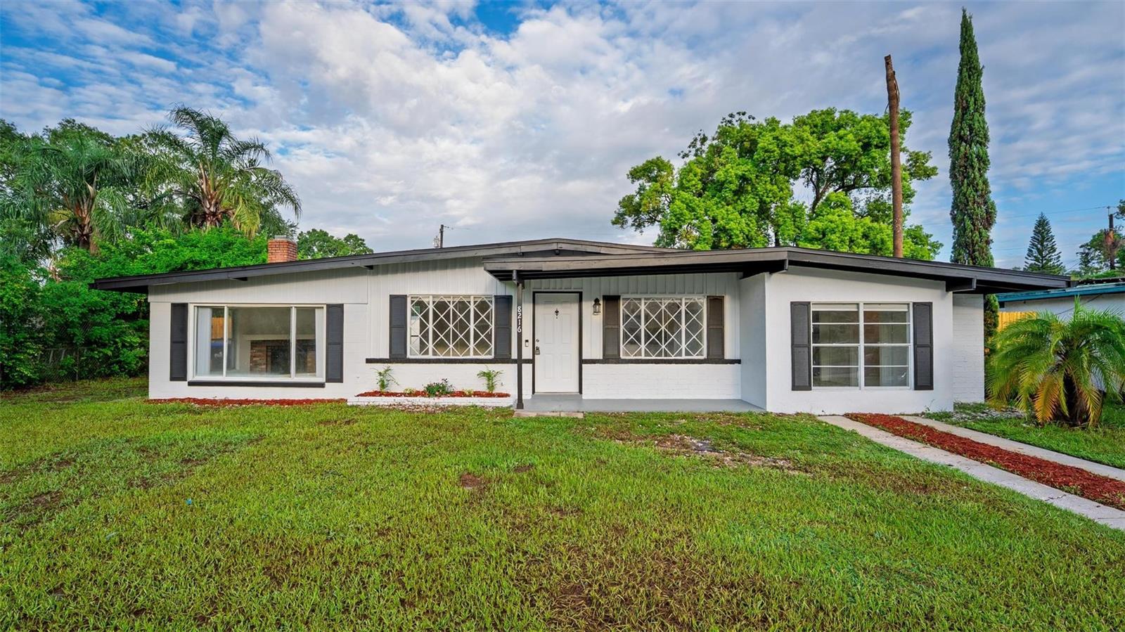 Image 47 of 48 For 8216 Hilton Way
