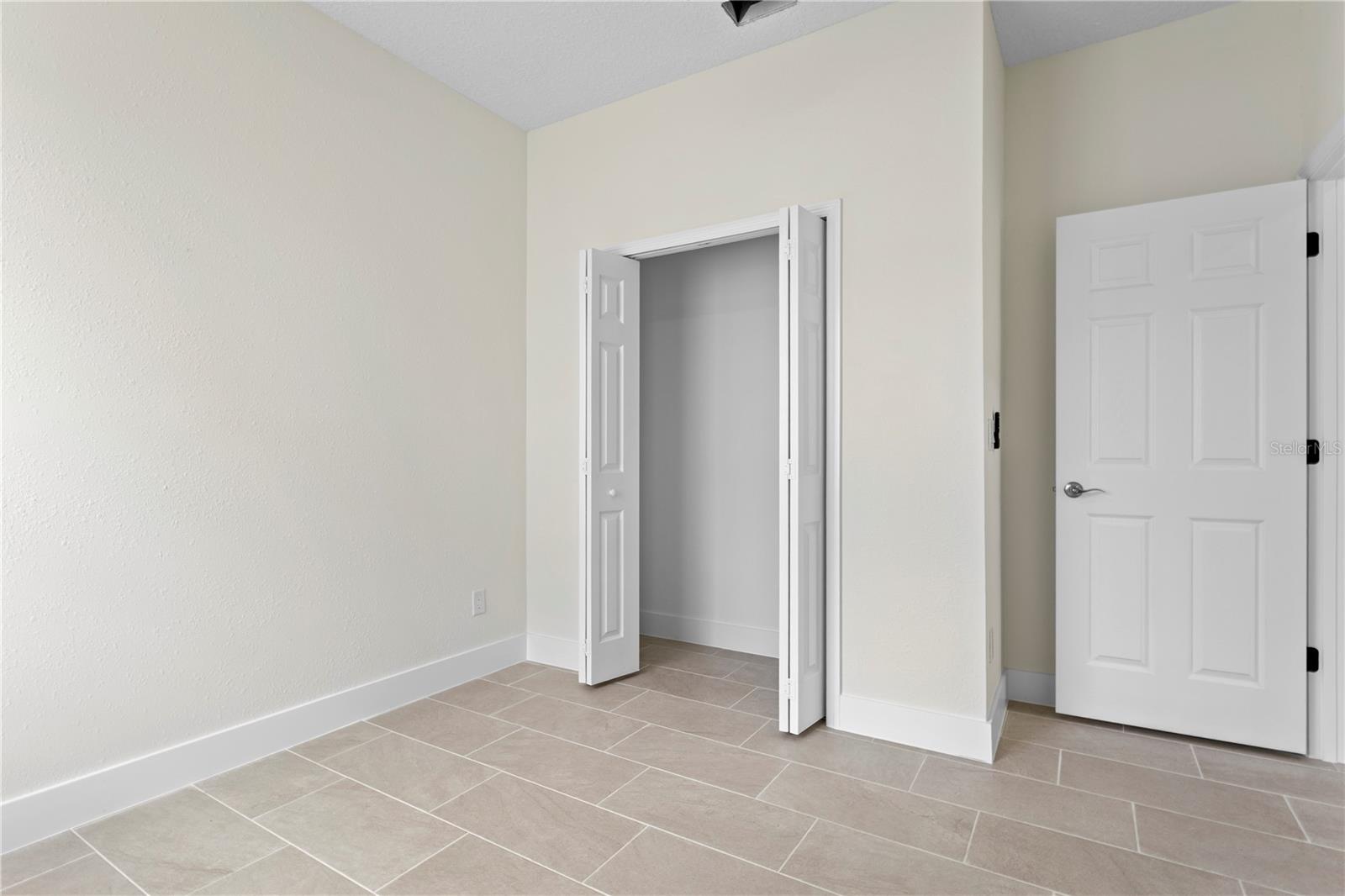 Image 22 of 28 For 9915 Cypress Park Drive