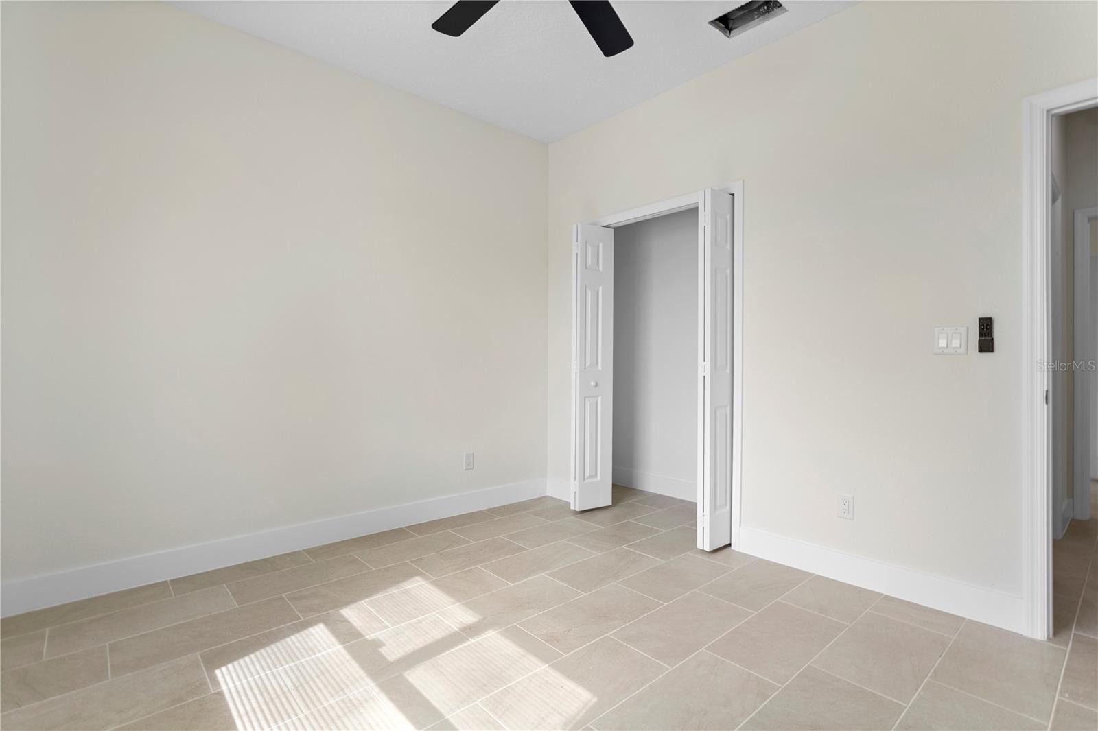 Image 24 of 28 For 9915 Cypress Park Drive