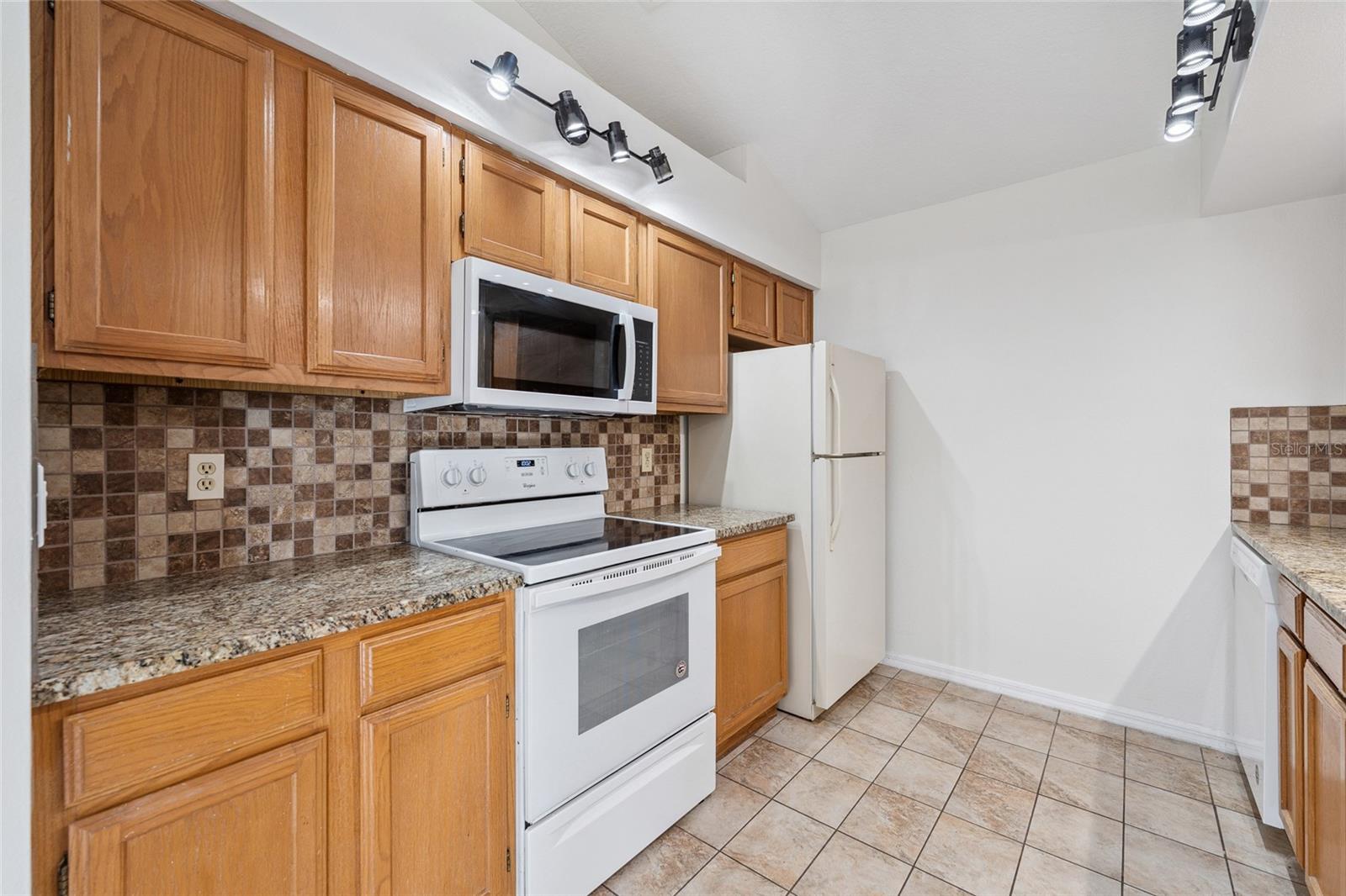 Image 12 of 40 For 118 Meadow Boulevard