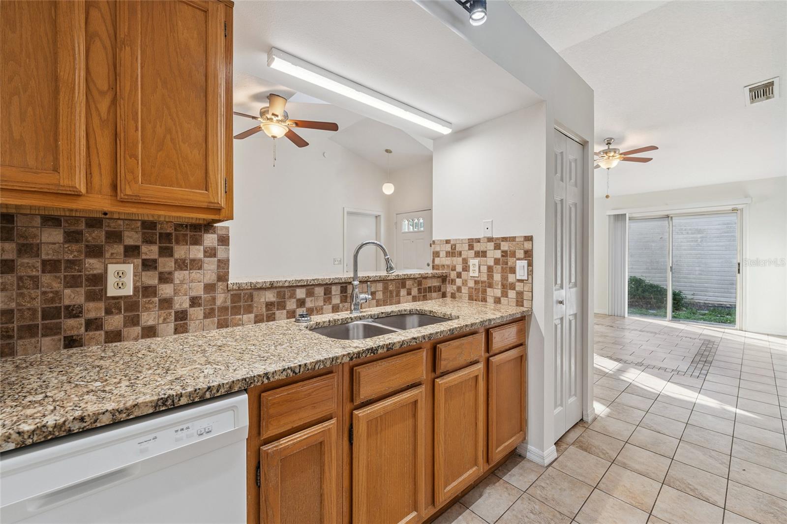 Image 13 of 40 For 118 Meadow Boulevard