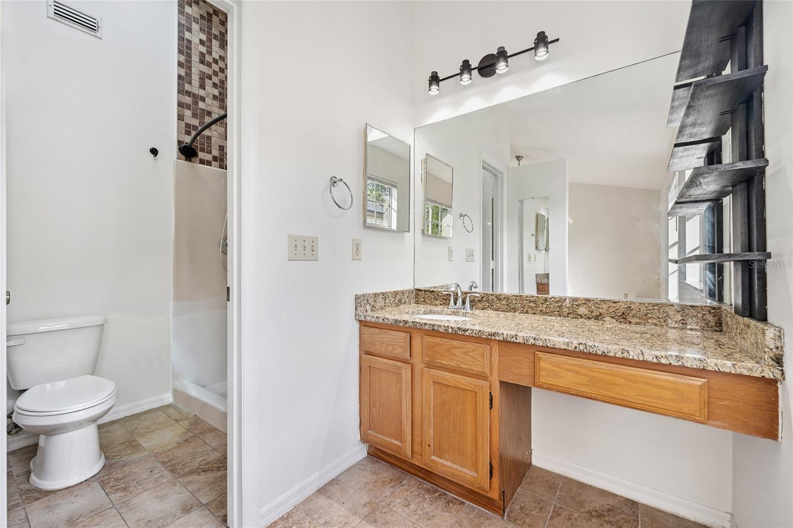 Image 19 of 40 For 118 Meadow Boulevard