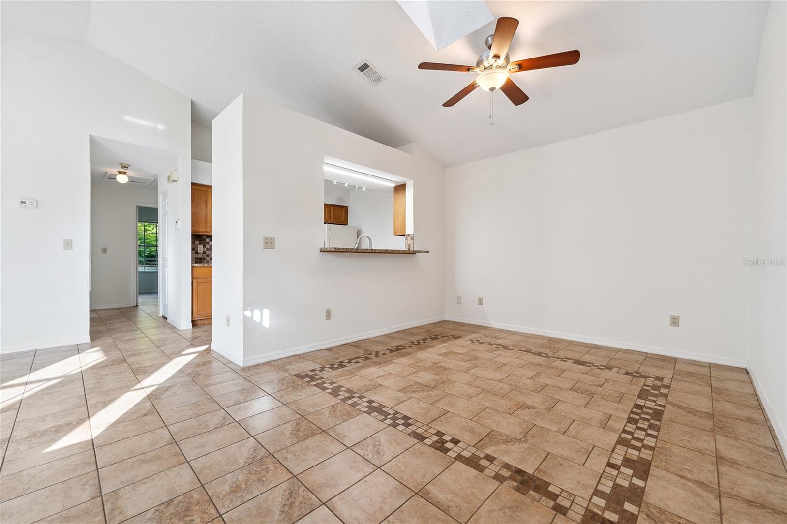 Image 9 of 40 For 118 Meadow Boulevard