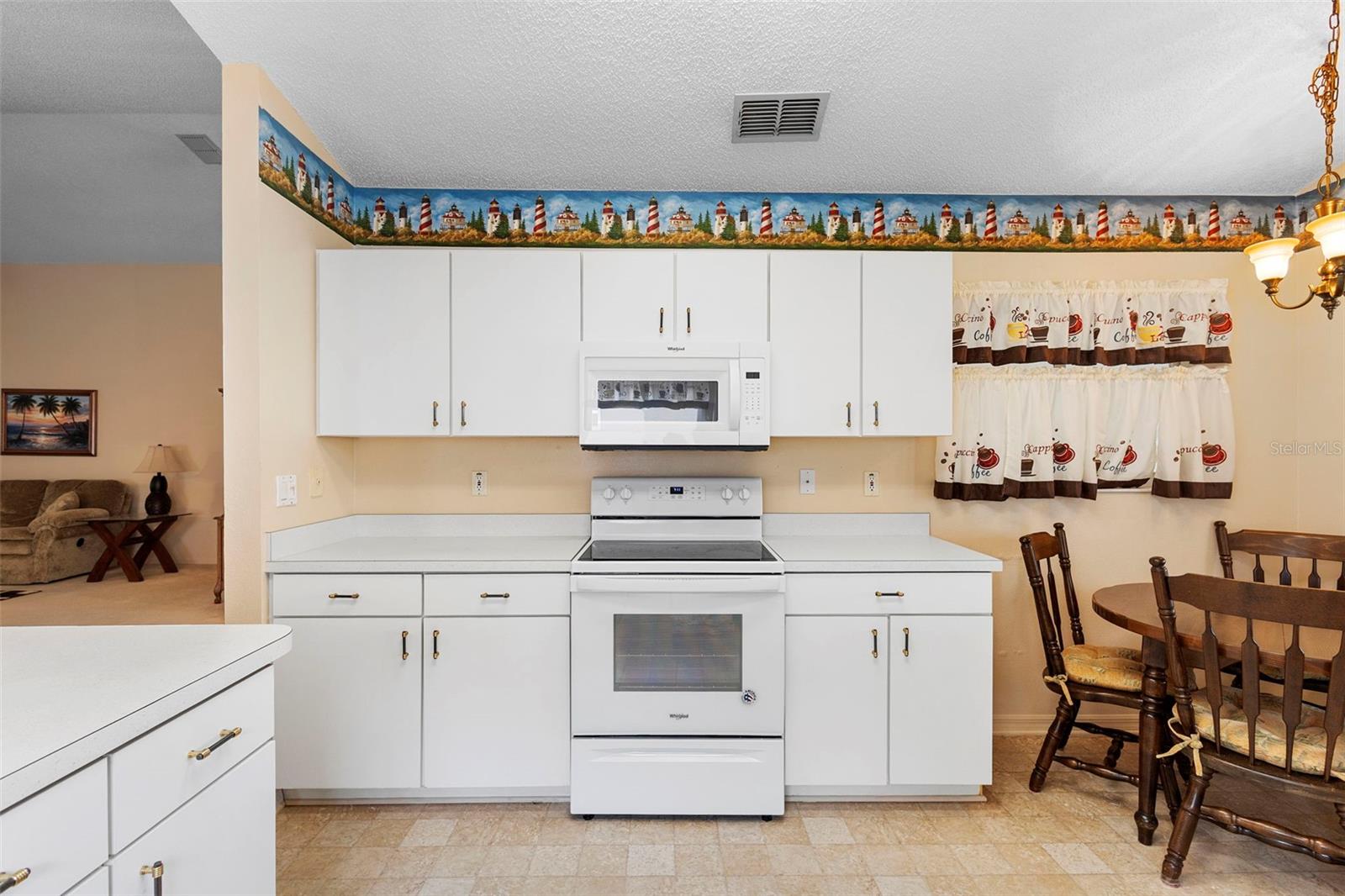 Image 19 of 59 For 3707 Doune Way