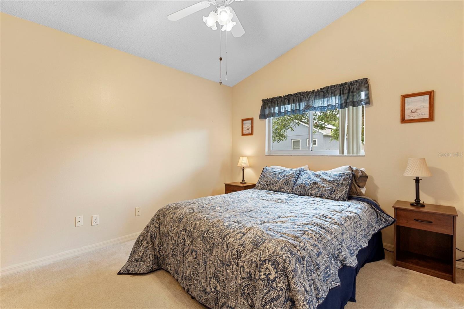 Image 33 of 59 For 3707 Doune Way