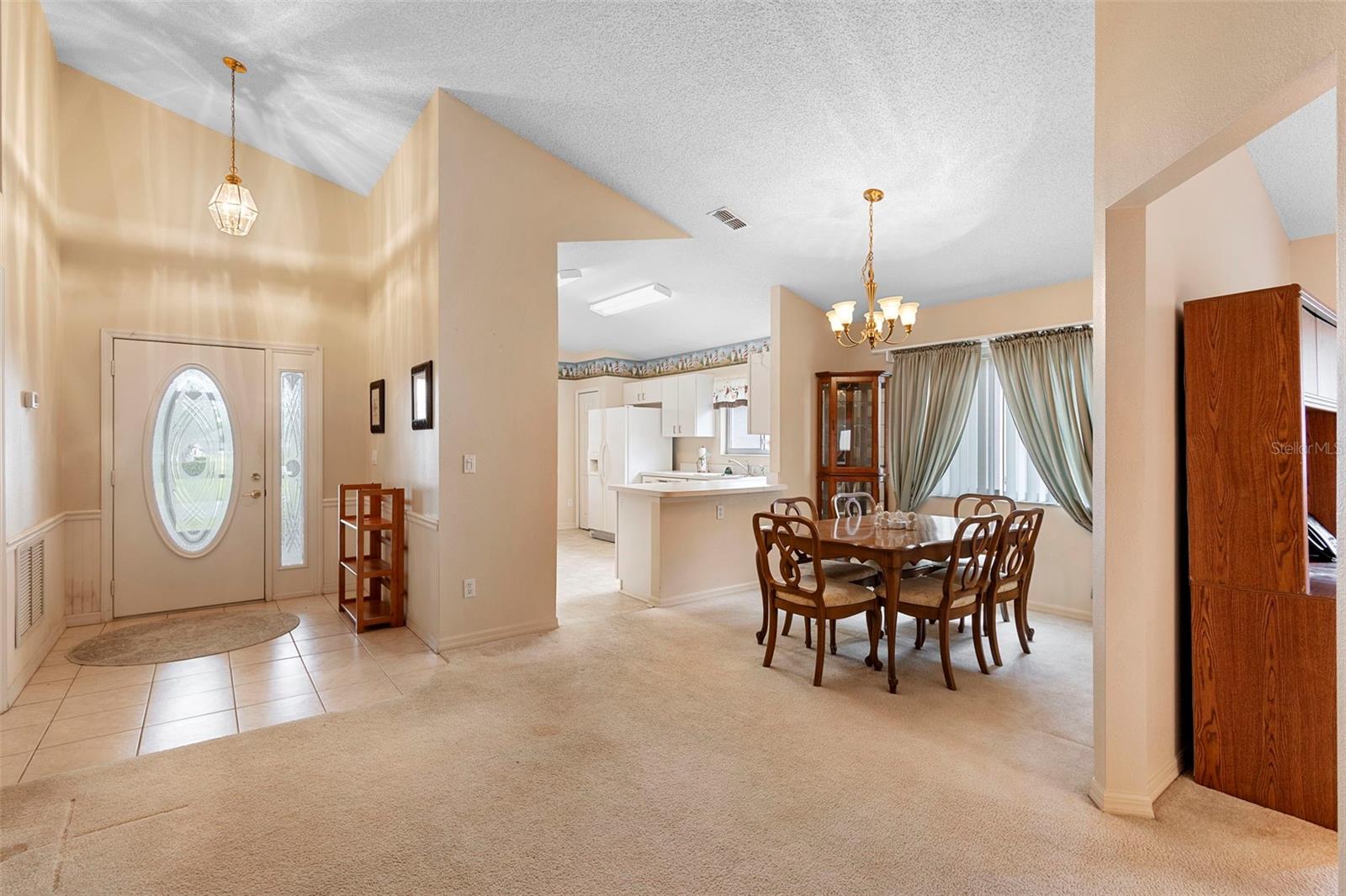 Image 7 of 59 For 3707 Doune Way