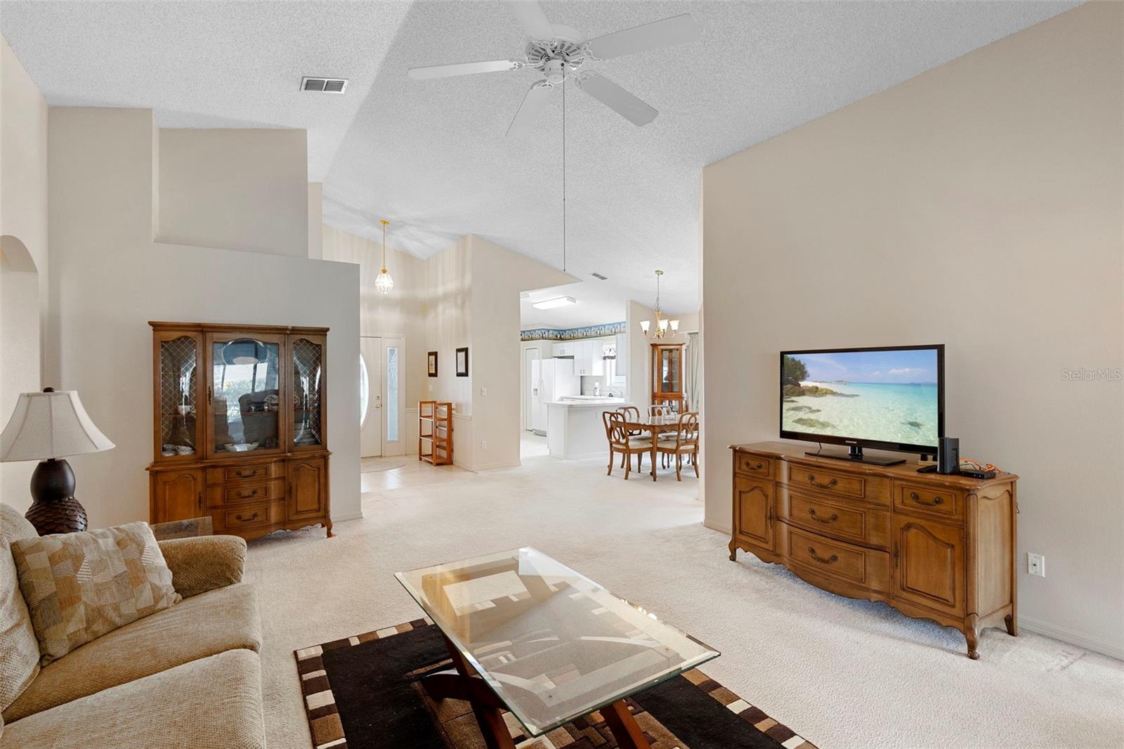 Image 9 of 59 For 3707 Doune Way