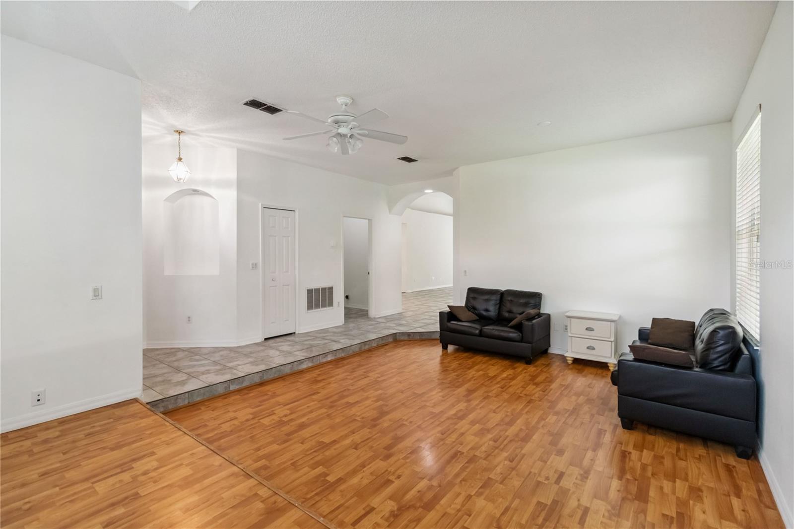 Image 4 of 24 For 2908 Cedena Cove Street