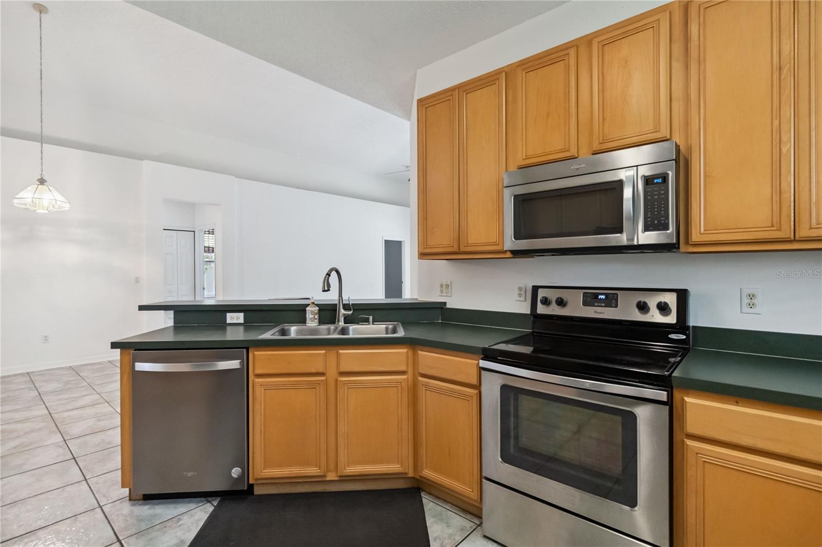 Image 7 of 24 For 2908 Cedena Cove Street