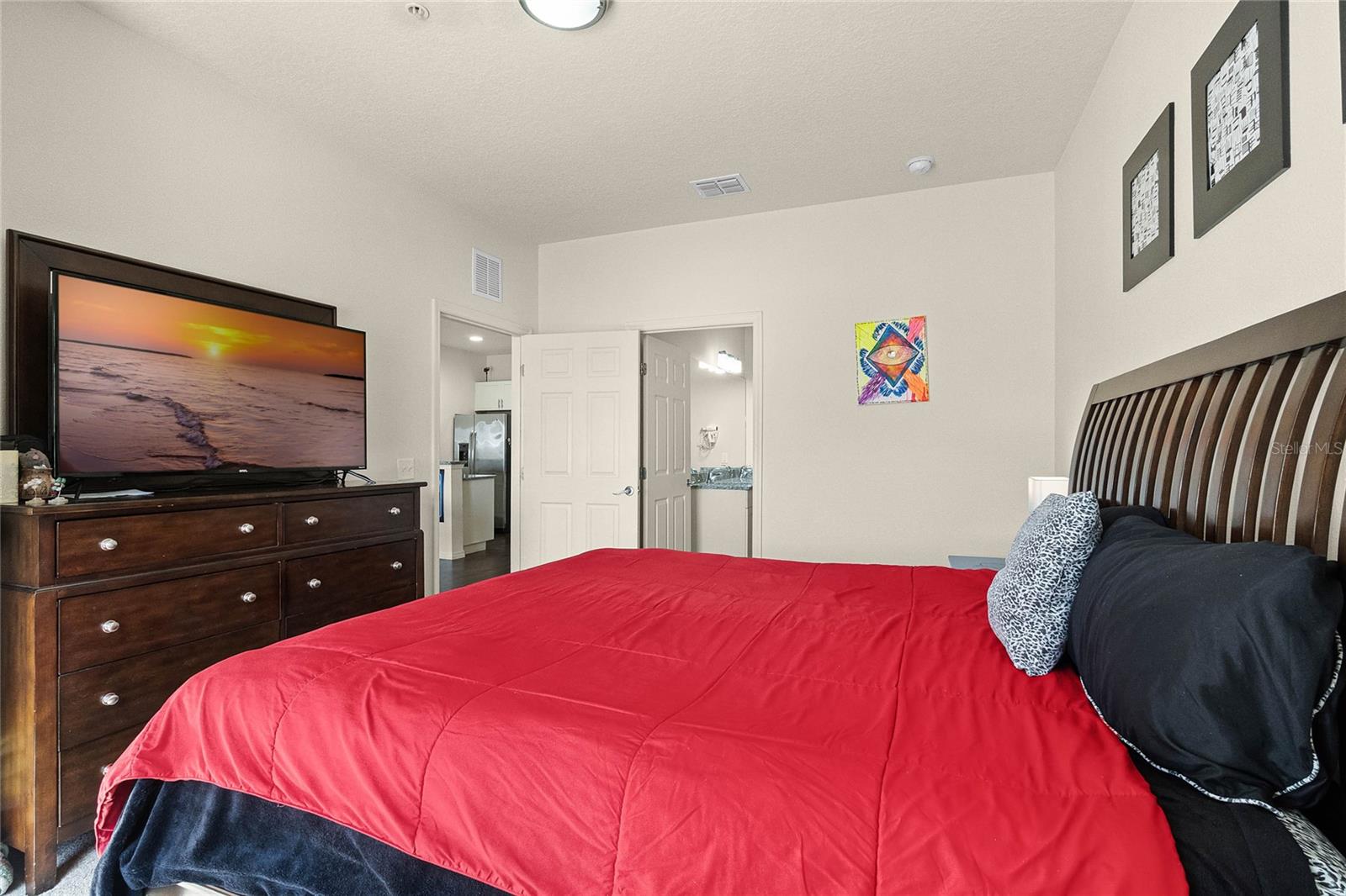 Image 8 of 19 For 2900 Edenshire Way 107