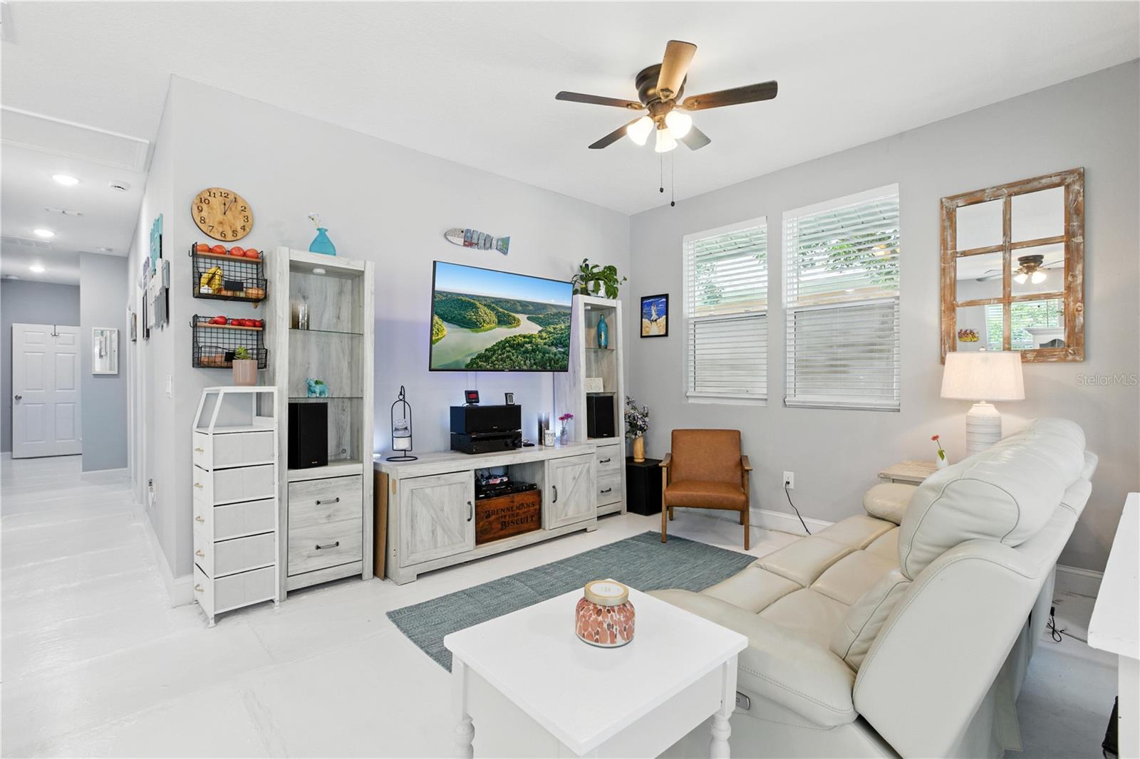 Image 11 of 44 For 807 Minnesota Avenue