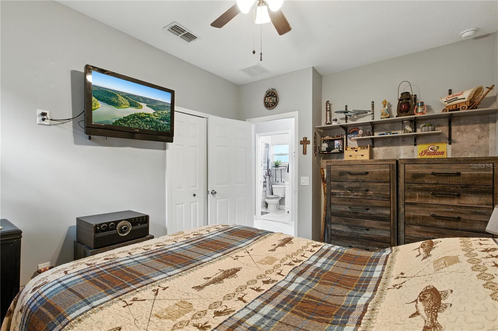 Image 20 of 44 For 807 Minnesota Avenue