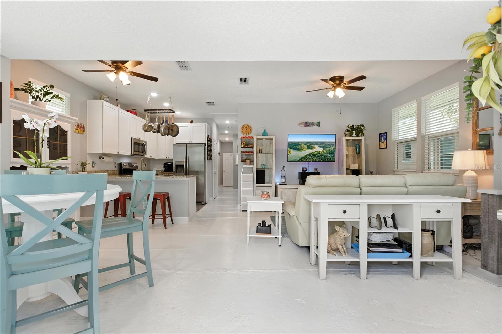 Image 7 of 44 For 807 Minnesota Avenue