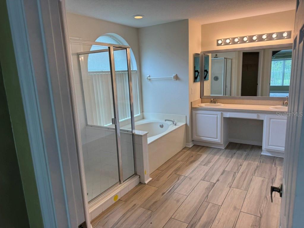 Image 16 of 19 For 2814 River Ridge Drive