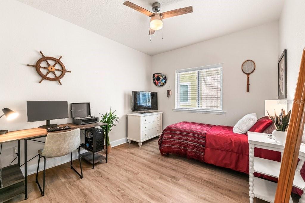 Image 22 of 38 For 131 Paradise Valley Drive