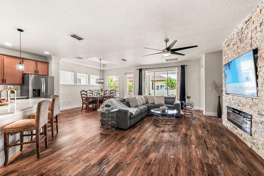 Image 9 of 38 For 131 Paradise Valley Drive