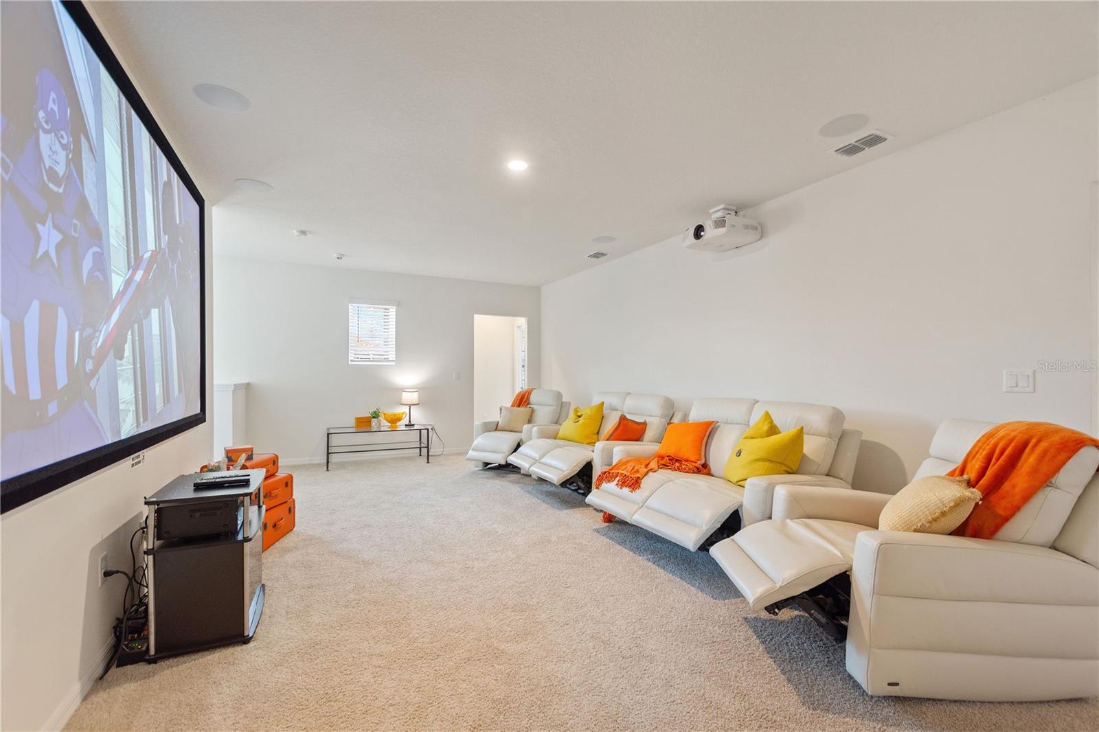 Image 43 of 91 For 8020 Oak Shadow Court