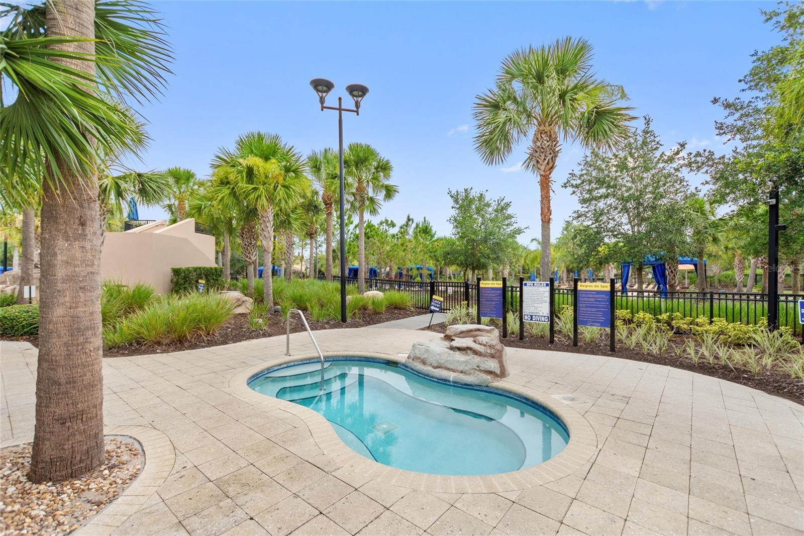 Image 82 of 91 For 8020 Oak Shadow Court