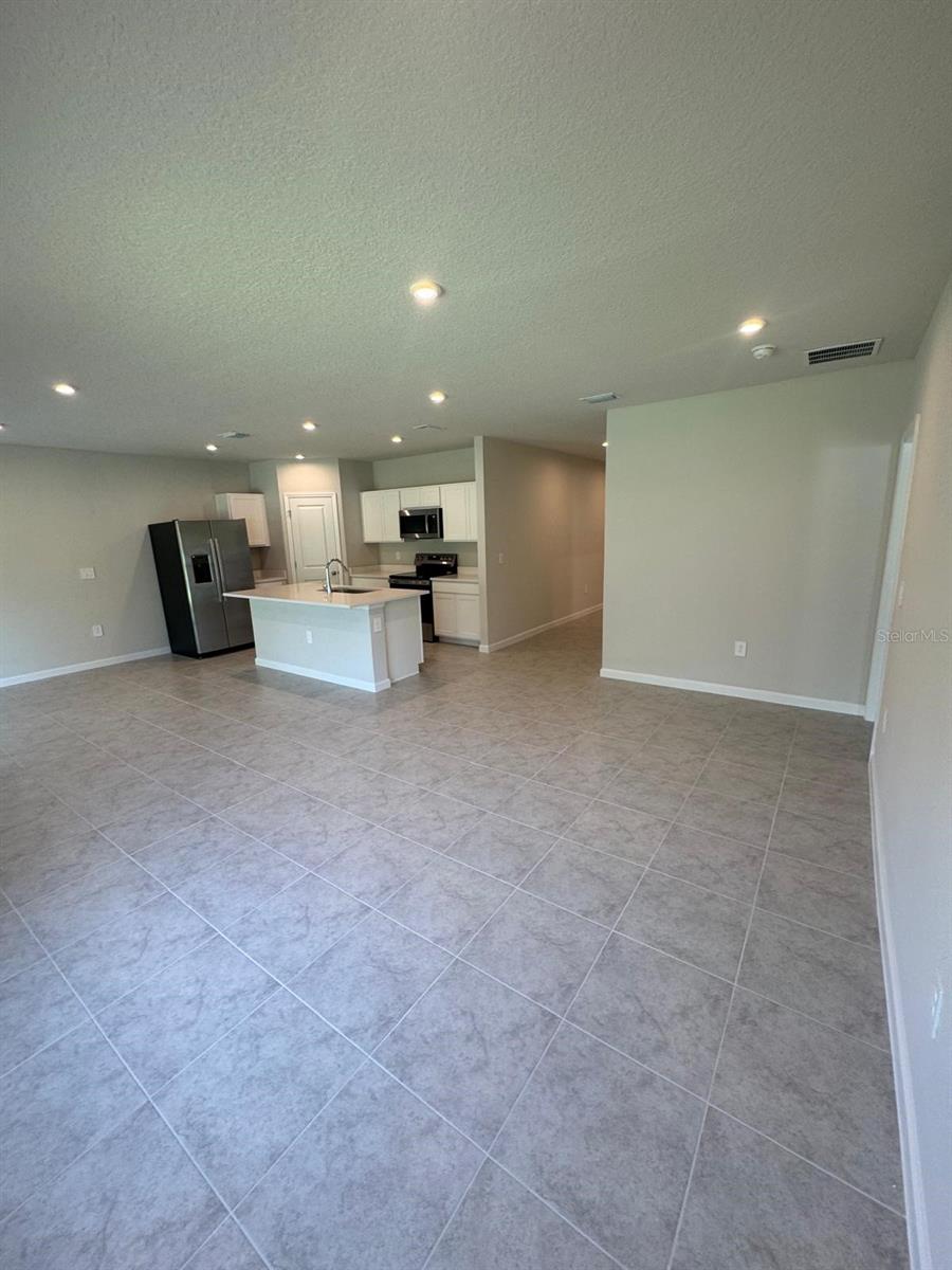 Image 4 of 26 For 818 170th Court E