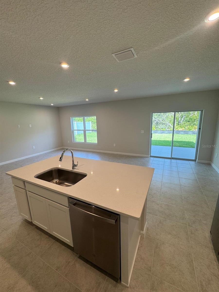 Image 5 of 26 For 818 170th Court E