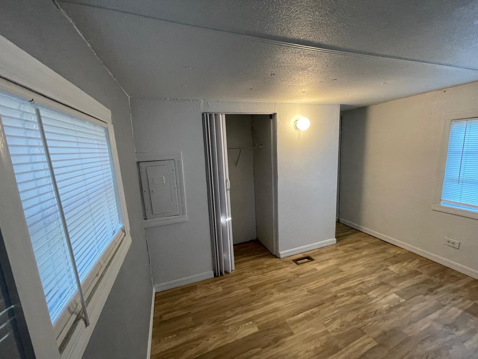 Image 15 of 23 For 6954 Pompeii Road