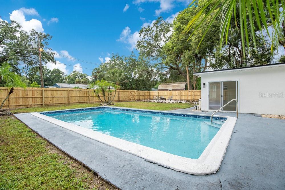 Image 18 of 28 For 811 Escambia Drive