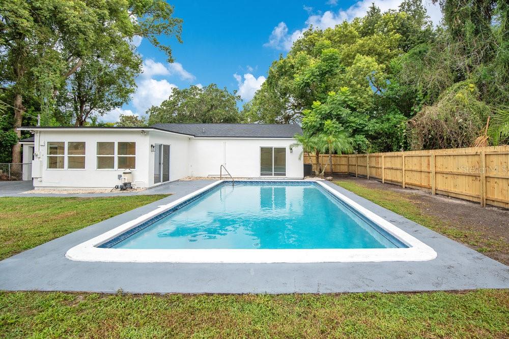 Image 21 of 28 For 811 Escambia Drive