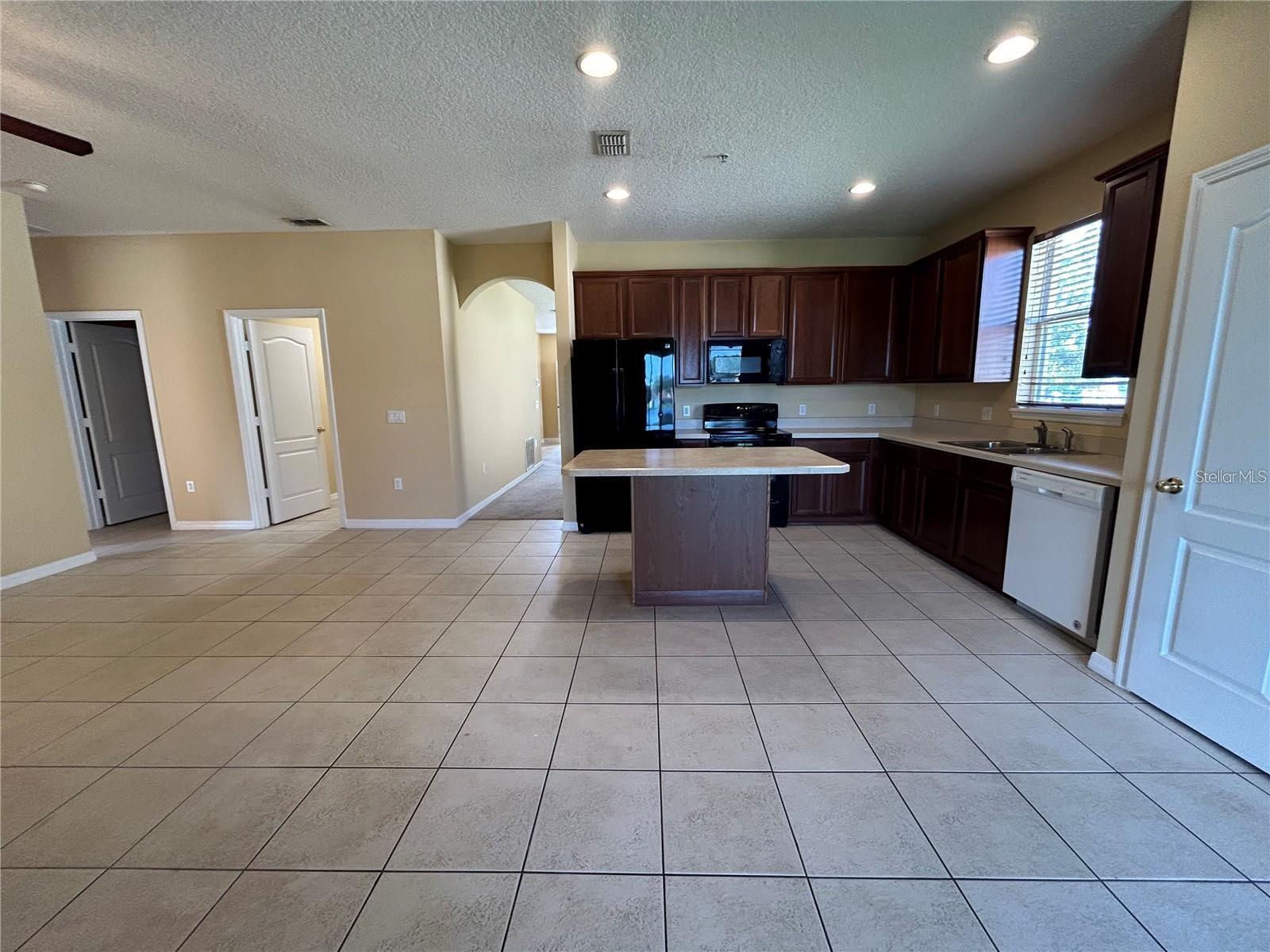 Image 10 of 26 For 10507 Eastpark Lake Drive