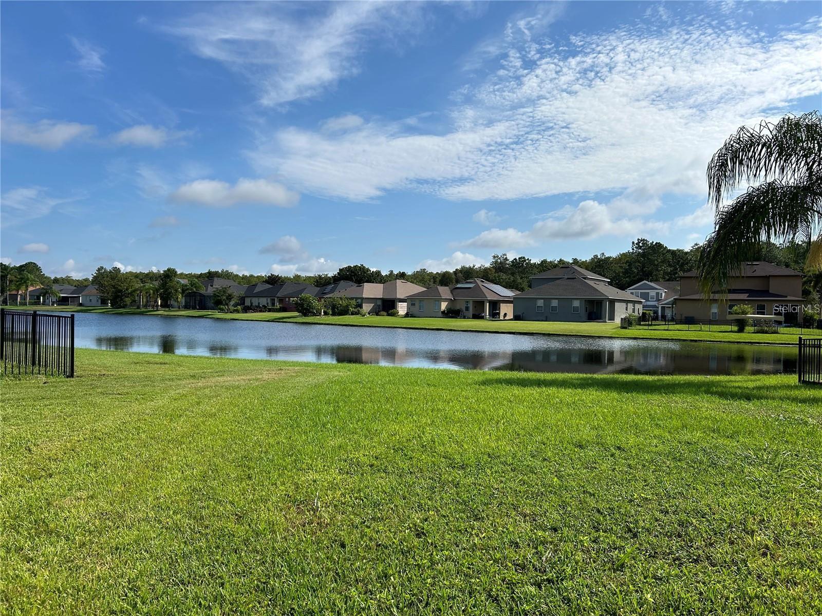 Image 24 of 26 For 10507 Eastpark Lake Drive