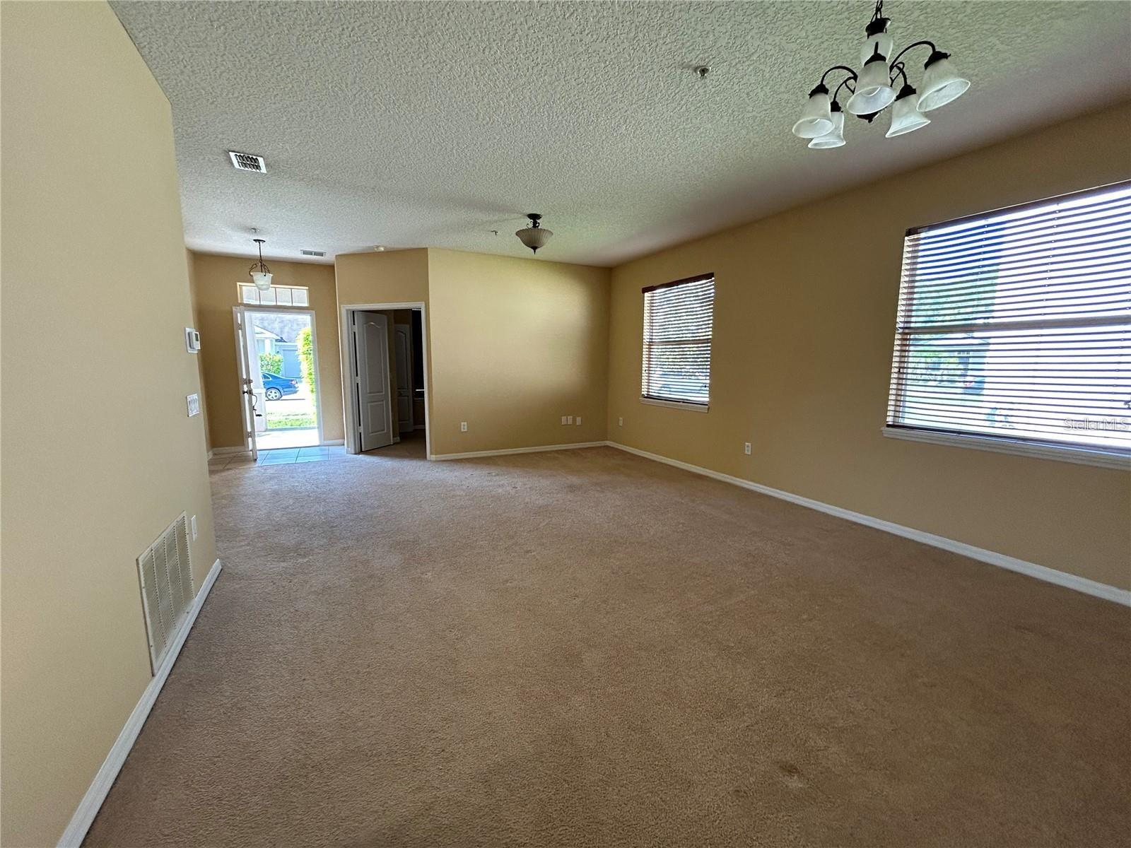 Image 6 of 26 For 10507 Eastpark Lake Drive