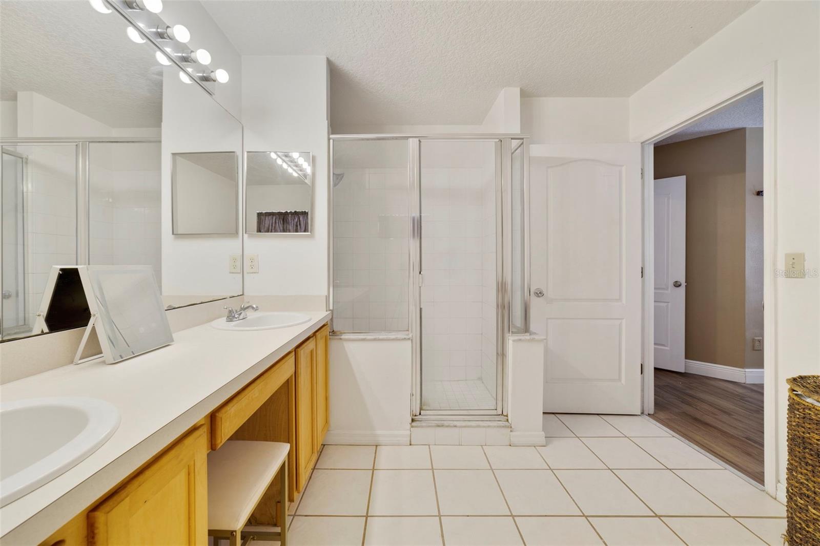 Image 13 of 21 For 1339 Falconwood Court