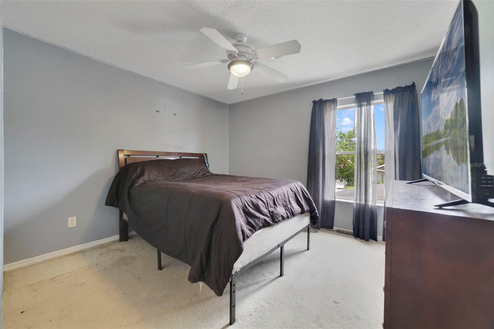Image 16 of 21 For 1339 Falconwood Court