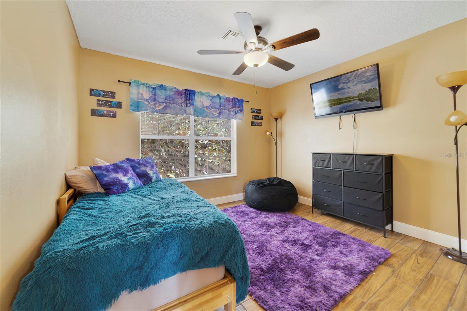 Image 18 of 21 For 1339 Falconwood Court