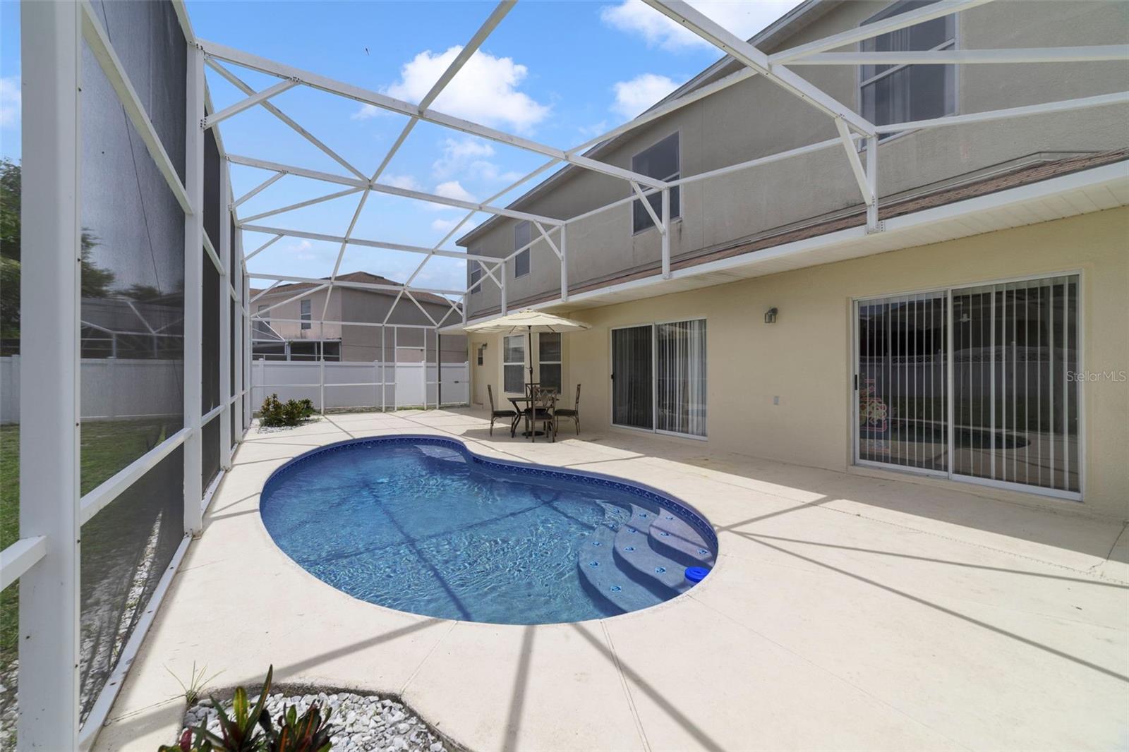 Image 2 of 21 For 1339 Falconwood Court