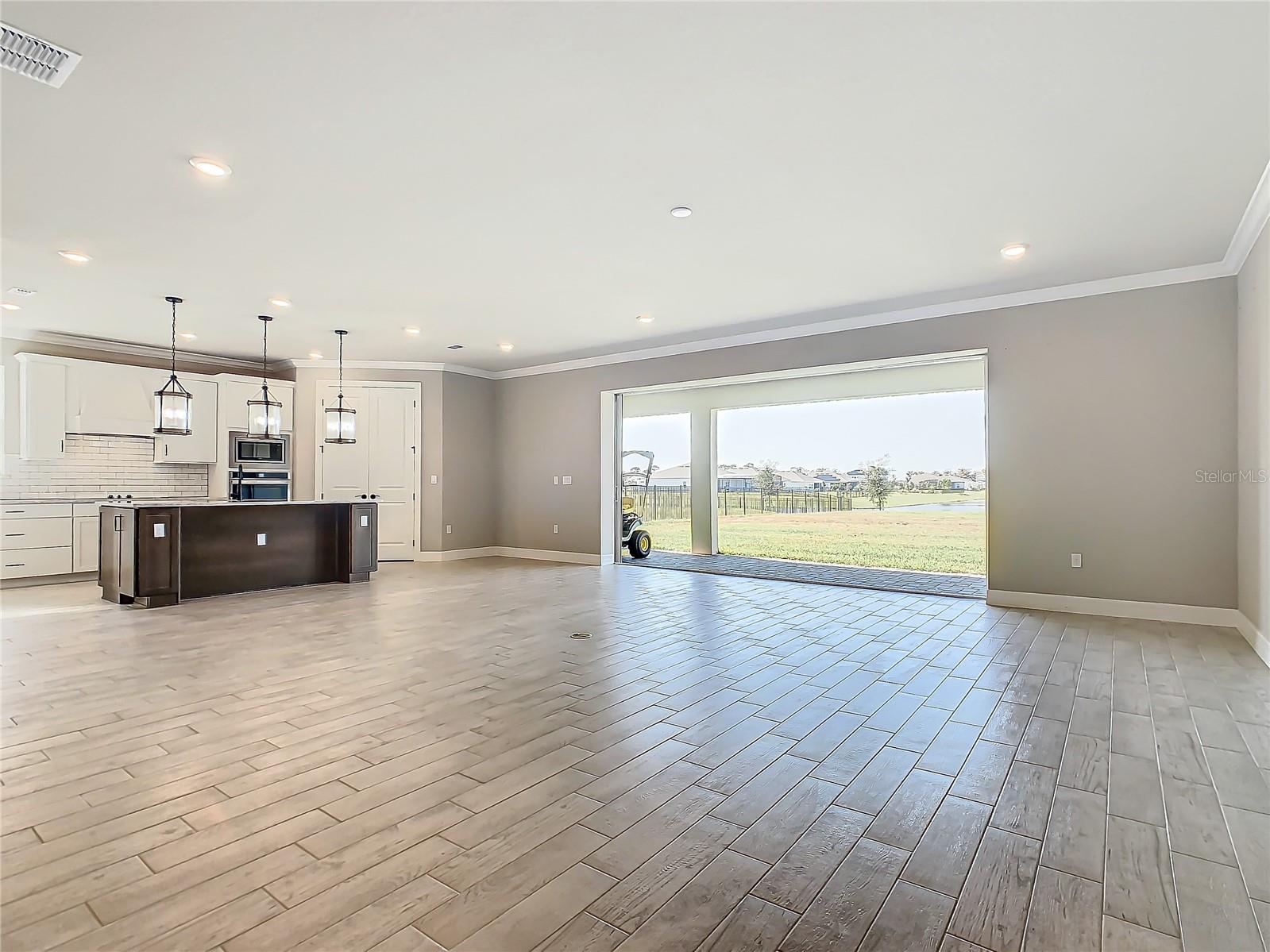 Image 40 of 65 For 4234 Sunset Preserve Boulevard