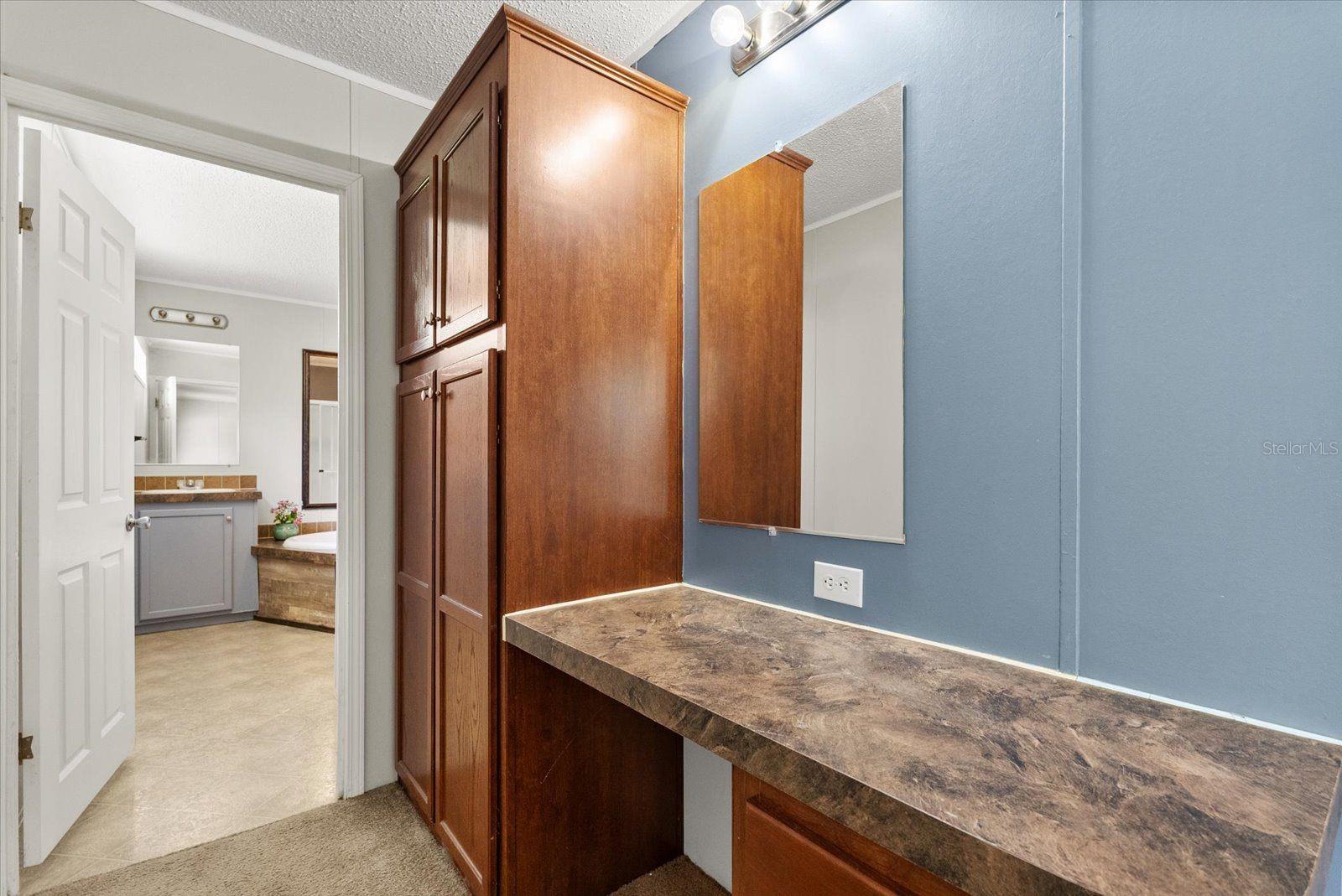 Image 11 of 29 For 1223 Orange Street