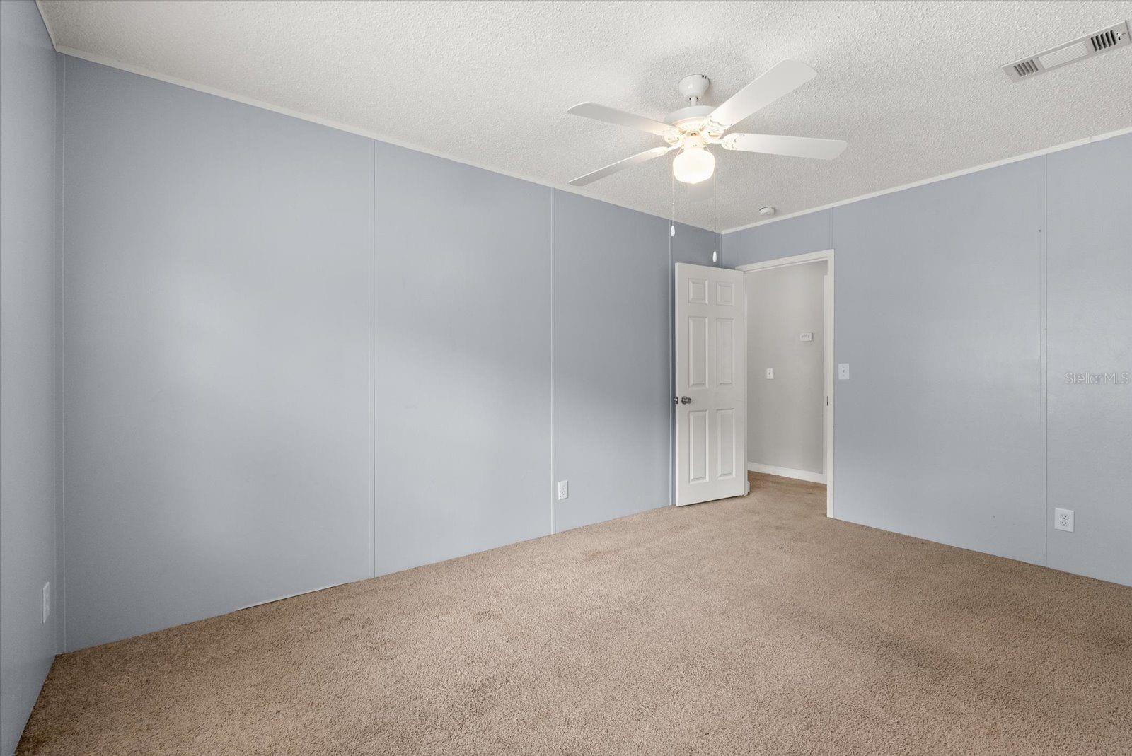 Image 18 of 29 For 1223 Orange Street