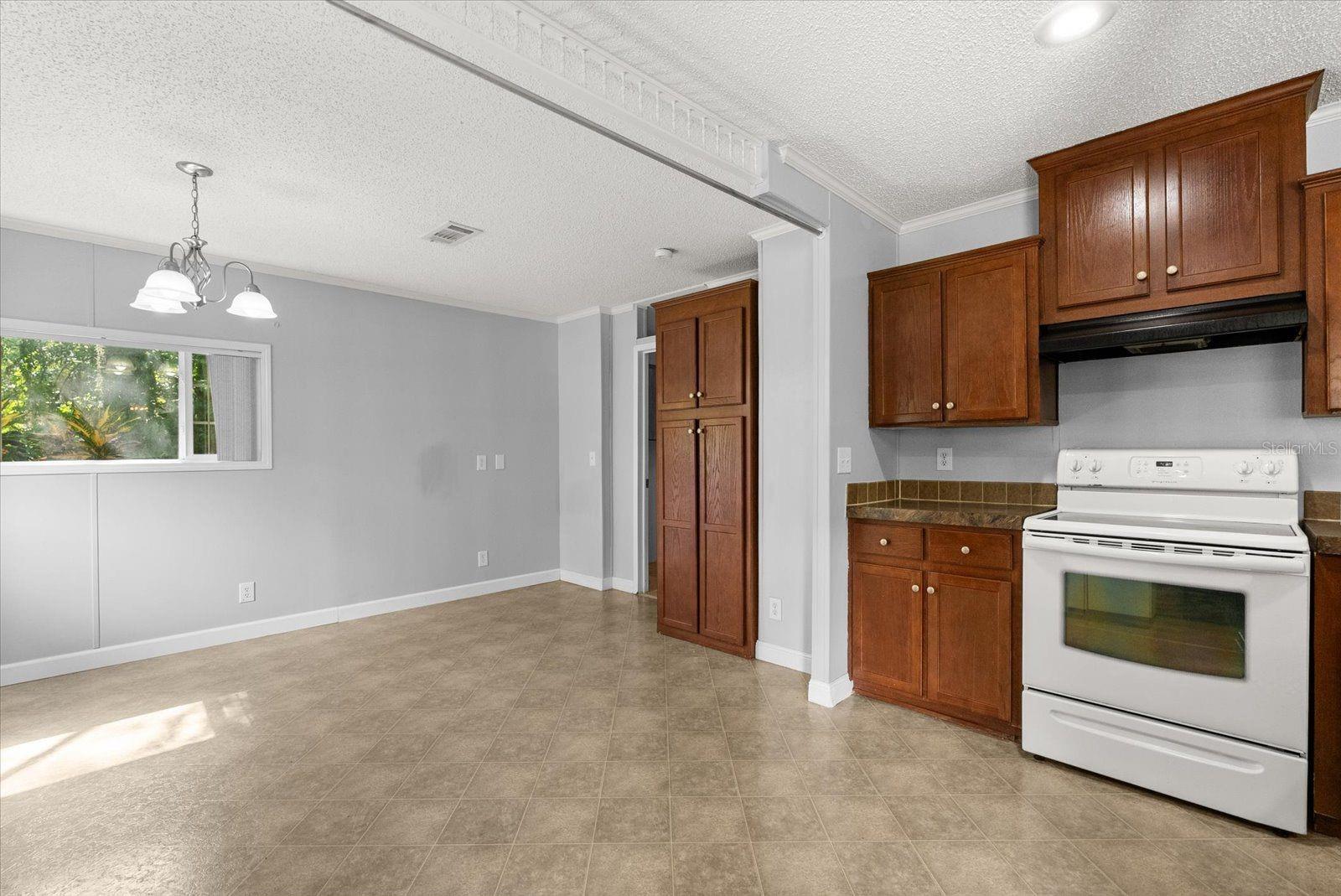 Image 6 of 29 For 1223 Orange Street