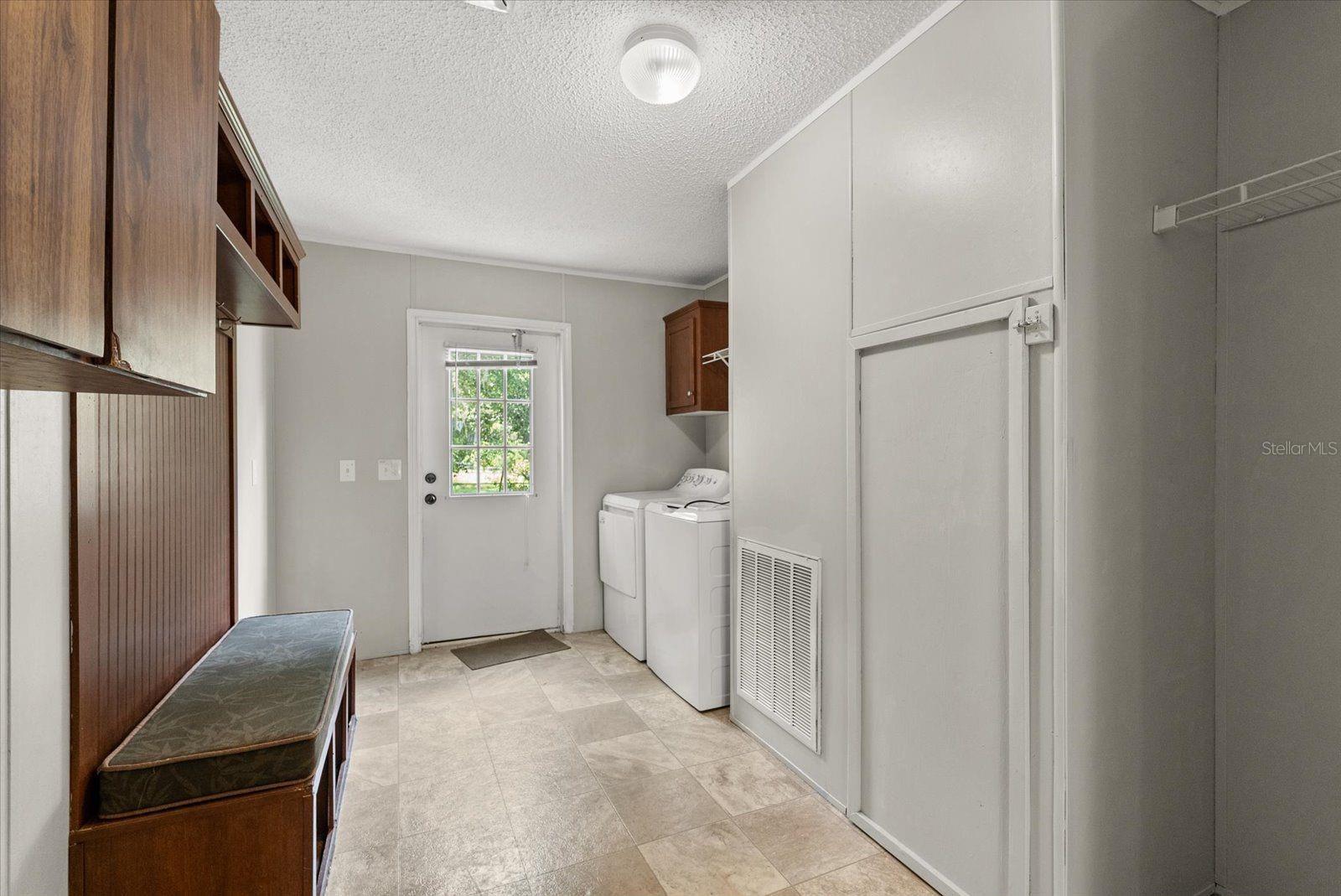 Image 8 of 29 For 1223 Orange Street