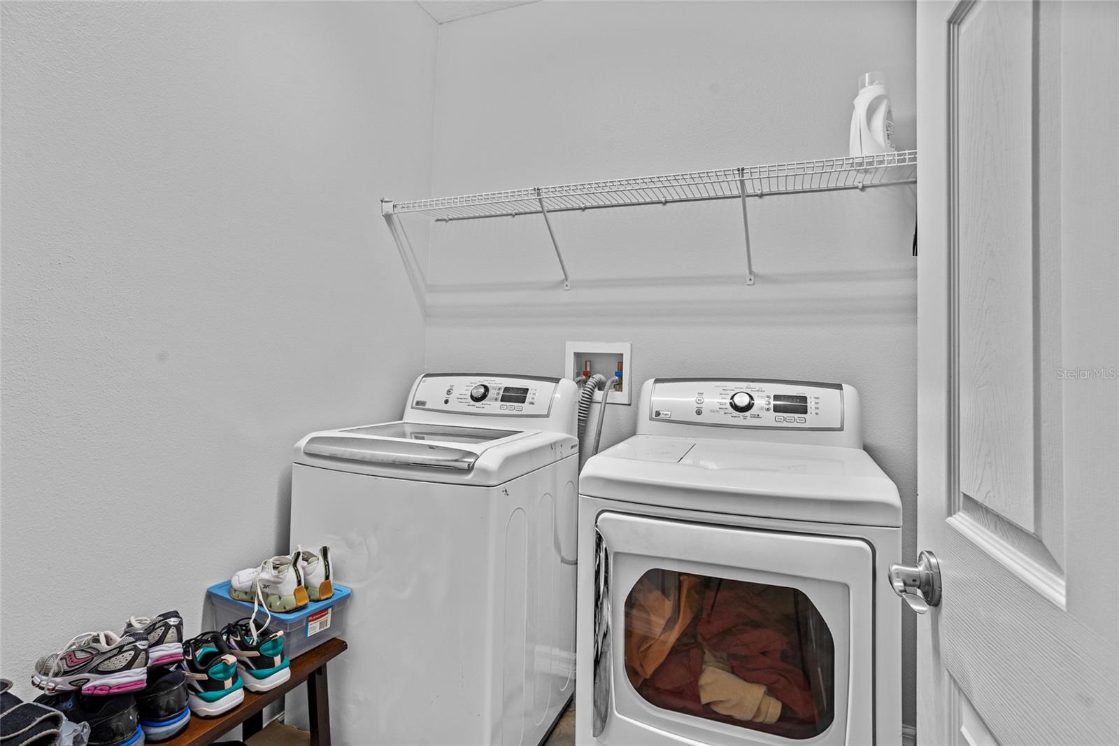 Image 15 of 40 For 742 Featherstone Lane