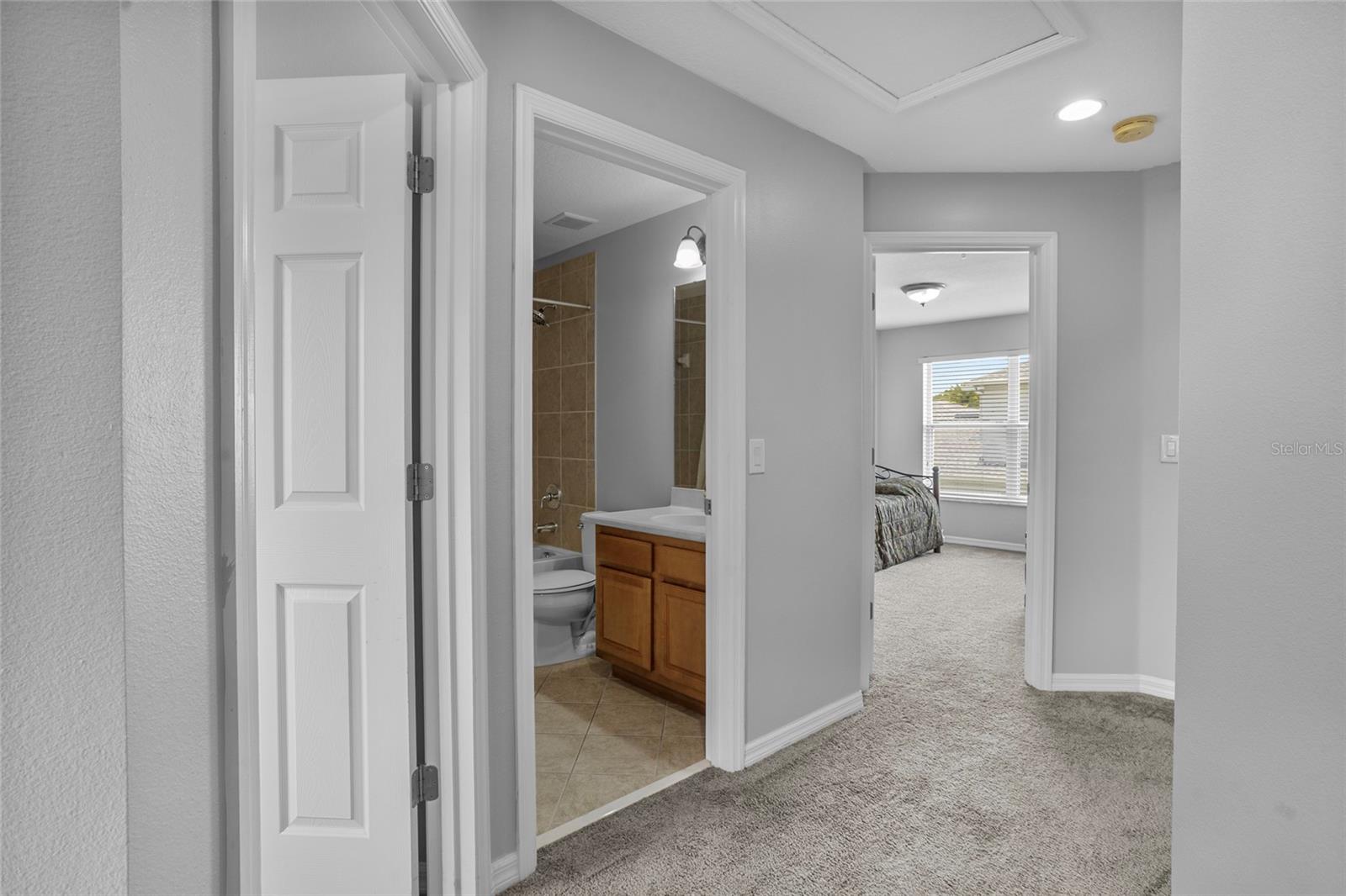 Image 18 of 40 For 742 Featherstone Lane